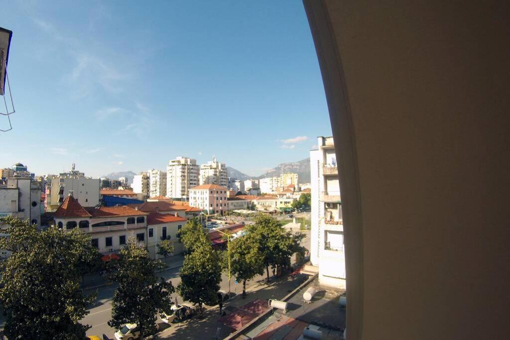 "Tata'S New Home!" Tirana Exterior foto