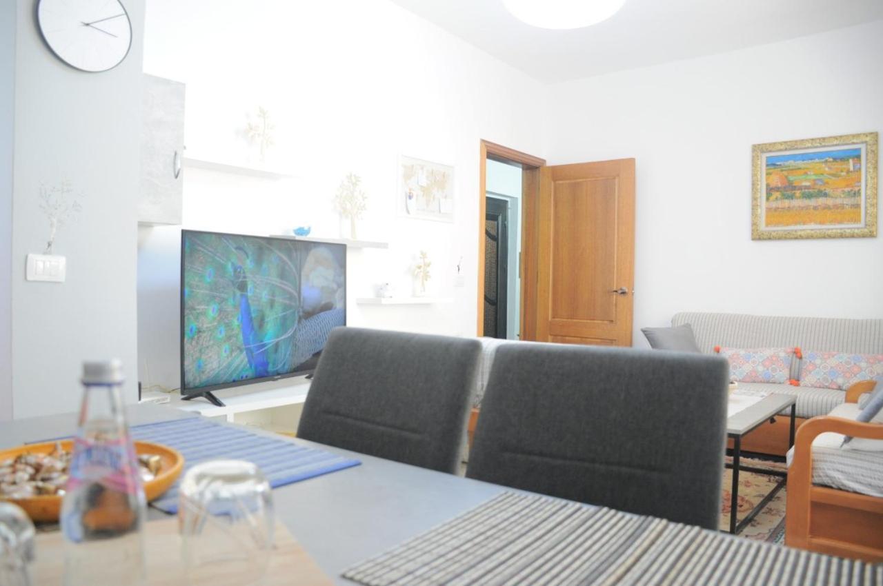 "Tata'S New Home!" Tirana Exterior foto